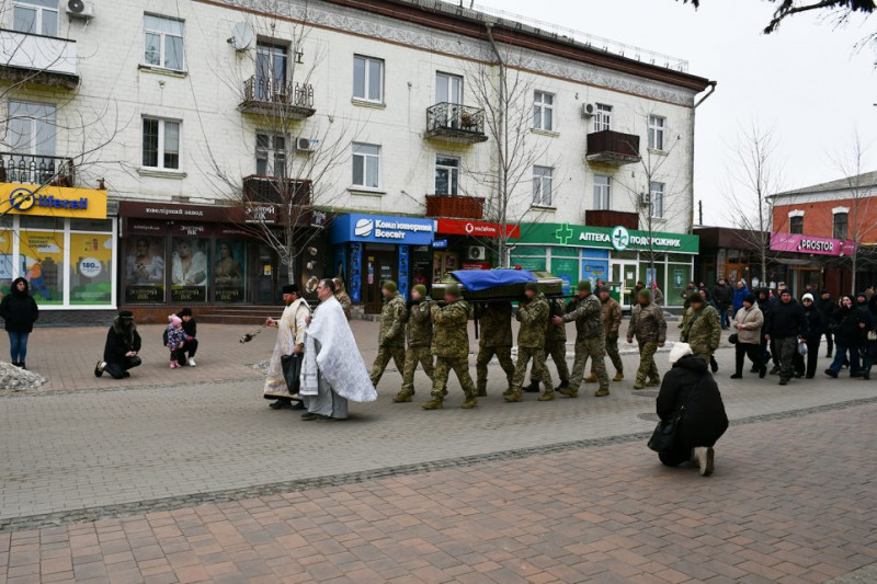 На Чернігівщині попрощалися із загиблим на війні захисником