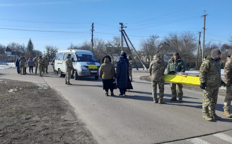 На Чернігівщині попрощалися із захисником, який загинув на Харківському напрямку