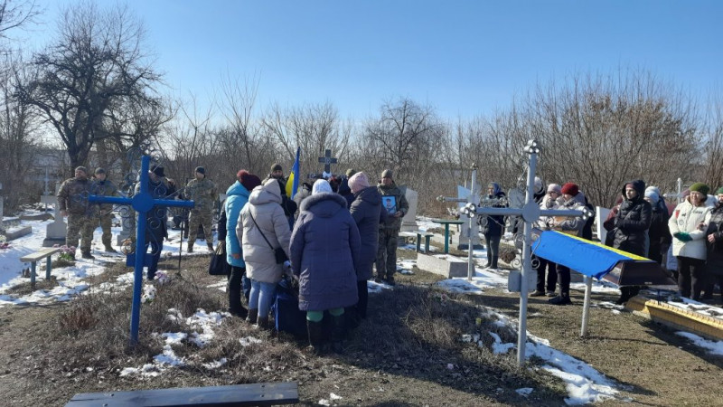 На Чернігівщині попрощалися із захисником, який загинув на Харківському напрямку