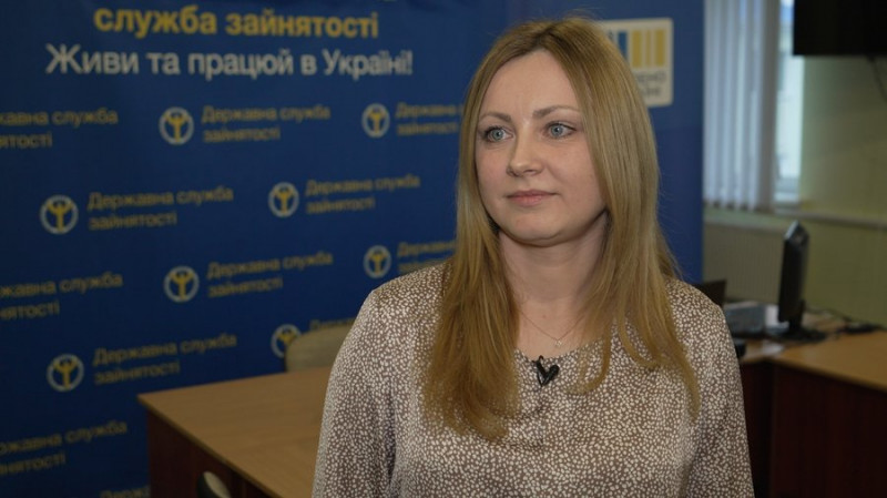 Швачка за фахом, водійка за покликанням: як чернігівка опановує нову професію