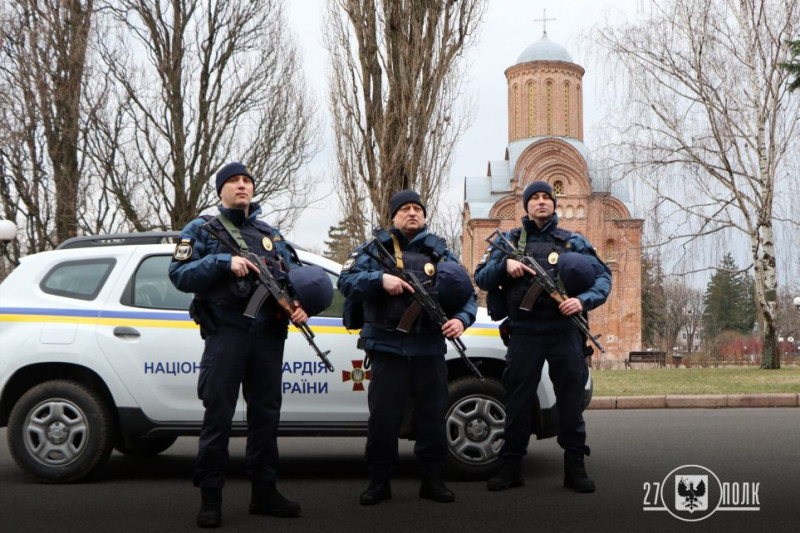 У Чернігові посилюють заходи безпеки через можливі диверсії зі сторони росії та білорусі (Фото)