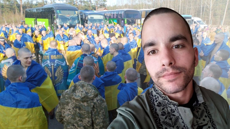 "Спершу удар в грудну клітину, потім запитання хто ти": історія 22-річного бійця з Ніжина, який повернувся з полону