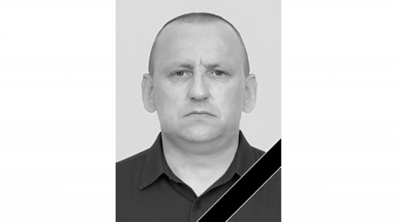 На Чернігівщині попрощалися з трьома захисниками: Павлом Бахмачем, Олександром Кривоцюком та Андрієм Яковенком
