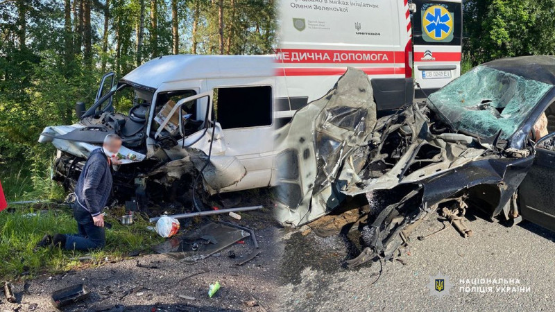 Поблизу села Нова Басань на Чернігівщині, внаслідок аварії травмувалися четверо людей