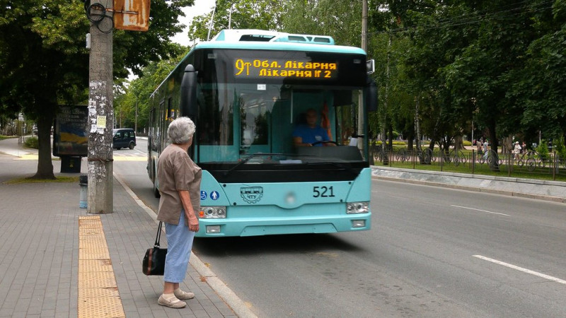 "Чернігівському тролейбусному управлінню" вперше затвердили тариф за транспортну роботу