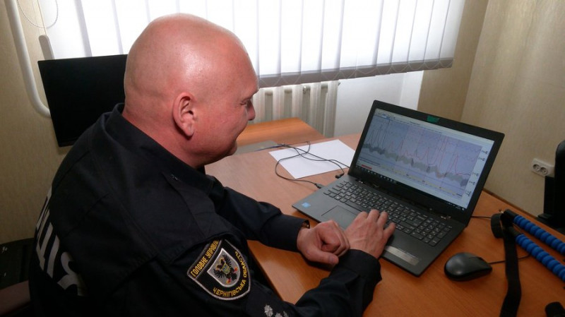 Допоміг розкрити близько 50 злочинів: як працює поліграфолог карного розшуку ГУНП в Чернігівській області
