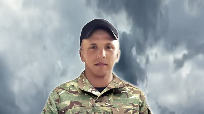 На Чернігівщині попрощалися з двома захисниками: Артемом Кожухівським та В'ячеславом Німенком