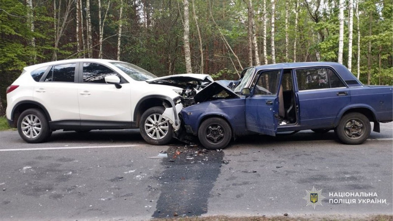 На Чернігівщині водій у стані алкогольного сп’яніння спричинив ДТП: травмувалися чотири людини, серед них 6-річна дитина