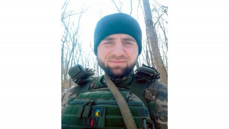На Чернігівщині попрощалися з захисниками Дмитром Буйним та Максимом Будніком