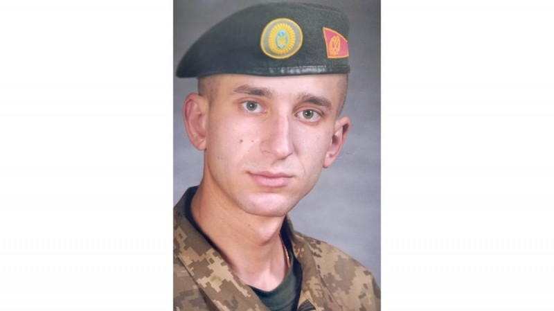На Чернігівщині провели в останню путь двох захисників: Євгенія Сергійчика та Анатолія Фощана