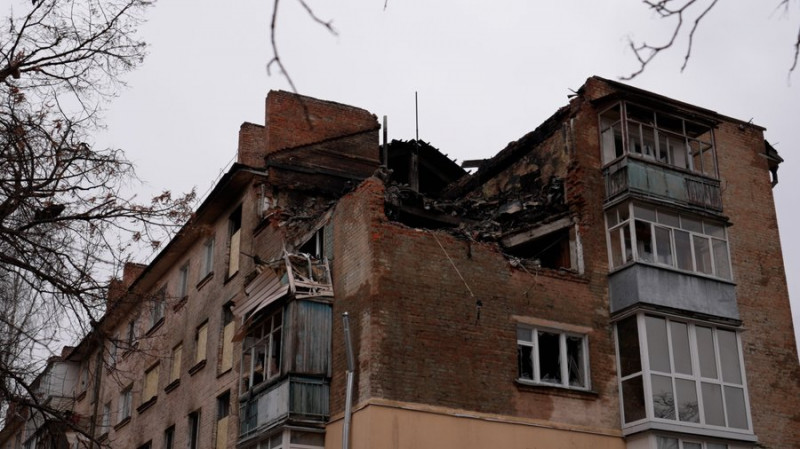 Житловий будинок у Чернігові, в який 15 березня влучив "шахед", планують відремонтувати за понад 4,8 млн грн