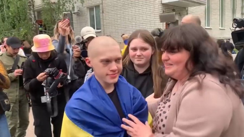 З російського полону повернулися військові Андрій Лось та Андрій Афонін із Сосницької громади, що на Чернігівщині