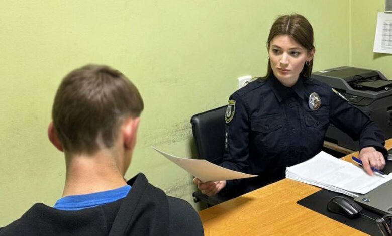 Чернігівські поліцейські розшукали викрадений мопед і повернули його власнику
