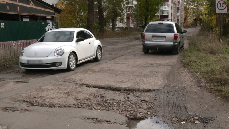 У Чернігові перезатвердили проєкт капремонту на вулицях Єськова та Стрілецька: вартість робіт зросла на понад 9 млн грн