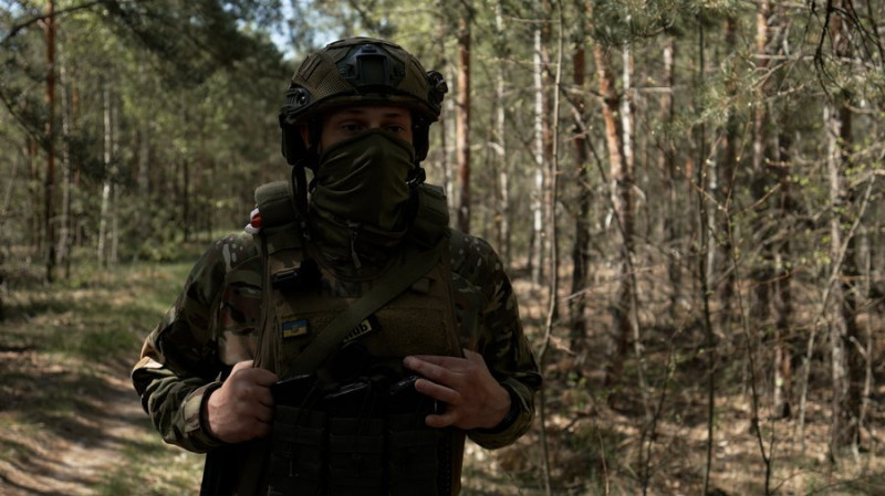 Виявляють і знищують ДРГ та вражають укріплення росіян: як несуть службу пілоти БпЛА на Чернігівщині