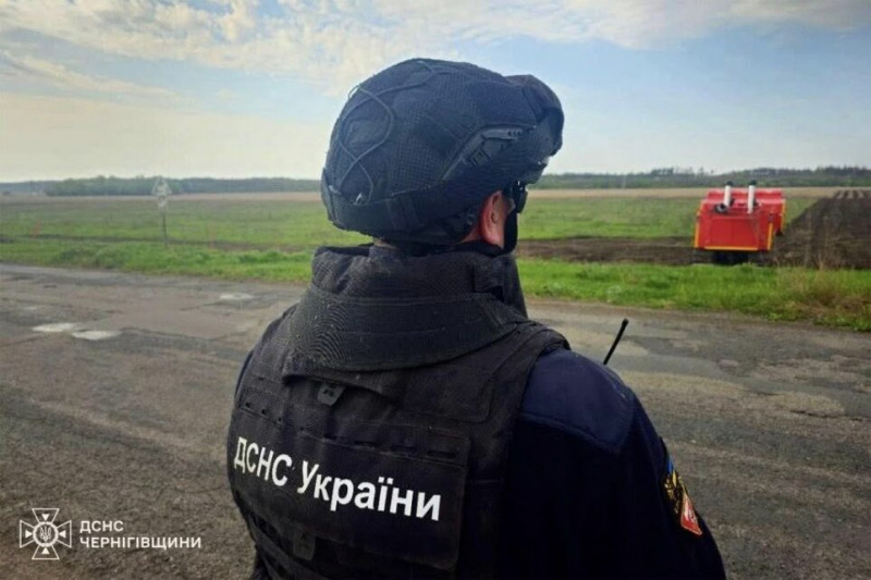 Сапери Чернігівщини розміновують деокуповані території Харківщини (Фото)