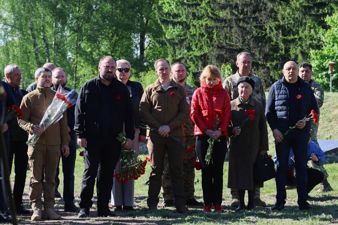 У Чернігові вшанували пам’ять загиблих у Другій світовій війні