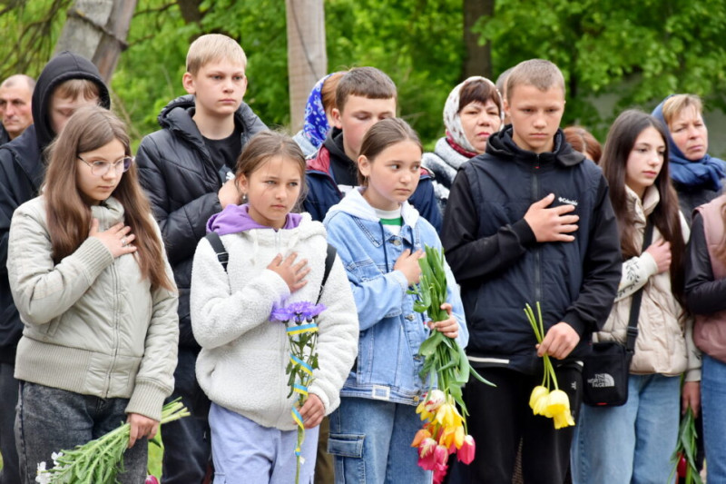 У громаді на Чернігівщині встановили меморіальні дошки двом полеглим воїнам (Фото)