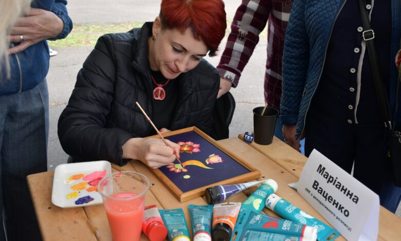 У Ніжині відбулися майстер-класи від майстрів Обласного центру народної творчості (Фото)