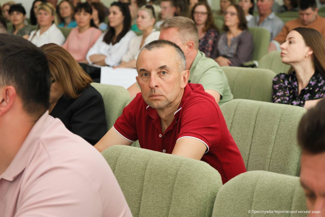 45-та (позачергова) сесія Чернігівської міської ради VIII скликання розпочалася. У роботі оголошено перерву