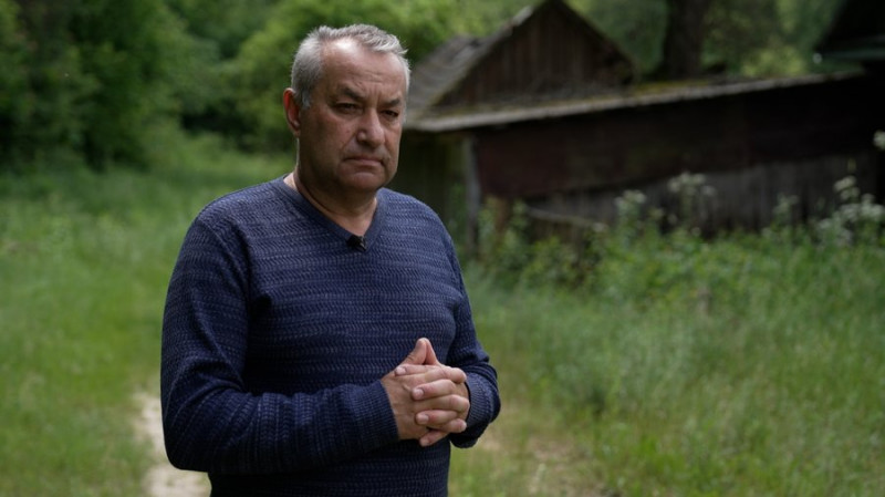 Кілька хатин, електричні стовпи та кладовище: який вигляд має село на Чернігівщині, де помер останній житель