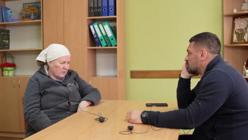Син у ЗСУ та заборона російської мови: що в інтерв'ю Золкіну розповіла жителька Чернігівщини, яка чекає на обмін до РФ