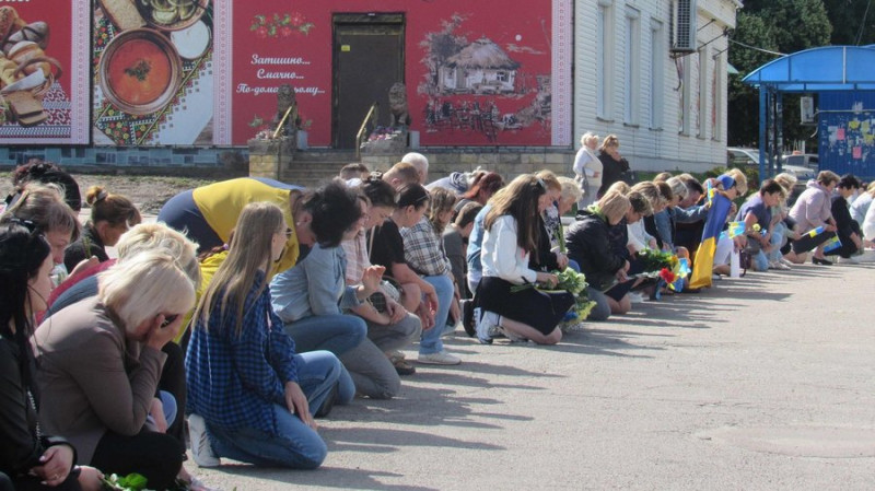 На Чернігівщині попрощалися з Миколою Харченком, Єлисеєм Білоусом, Ігорем Харченком та Павлом Мироненком