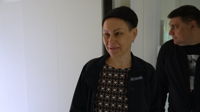 Півтора року очікувань: у Чернігові 10 родинам вручили ключі від модульних будинків за майже мільйон євро