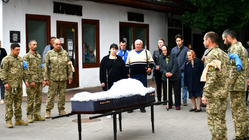 На Чернігівщині поховали Сергія Марковича, Дениса Дворніченка, Олега Дайнека та Олексія Лободу
