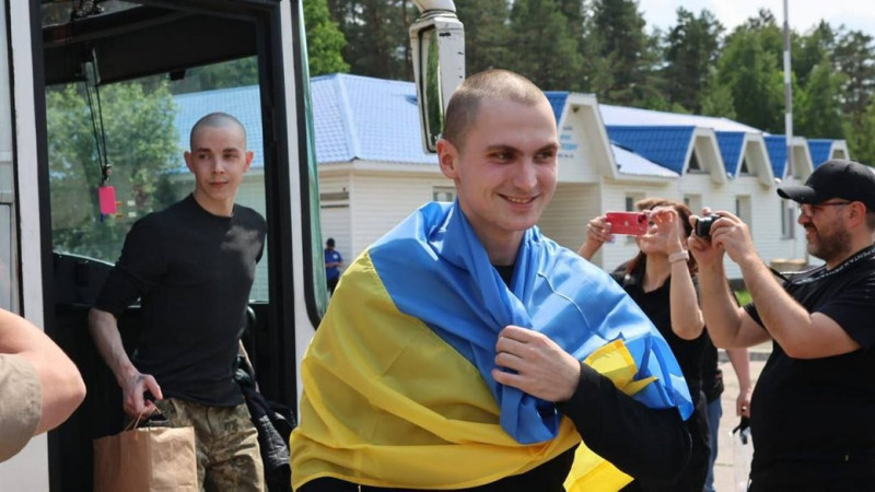 У чоловіка поранена рука: з полону РФ повернувся Григорій Кужель з Чернігівщини, який пробув у полоні понад пів року