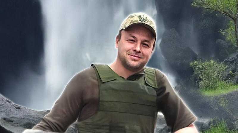 На Чернігівщині попрощалися з двома захисниками: Григорієм Зленком та Владиславом Савченком, які загинули на фронті