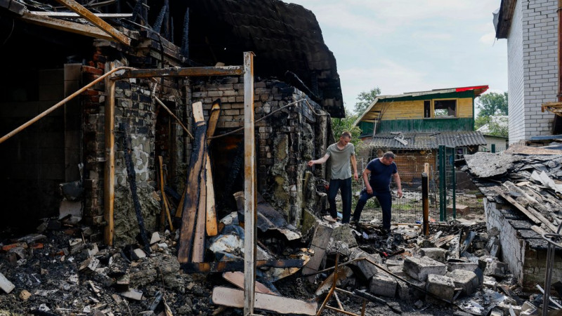 Чернігів перебуває під атакою "шахедів", є влучання, — начальник МВА Дмитро Брижинський
