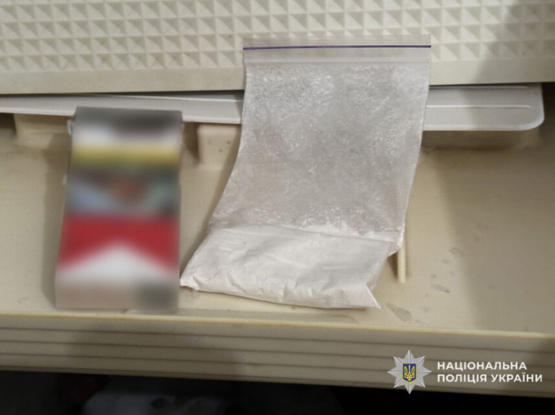 Чернігівець налагодив канал збуту амфетаміну: йому загрожує до 12 років позбавлення волі (Фото, Відео)