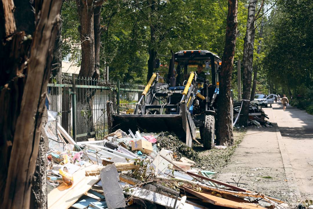 Чернігівська громада об'єднала зусилля для подолання наслідків ворожого удару