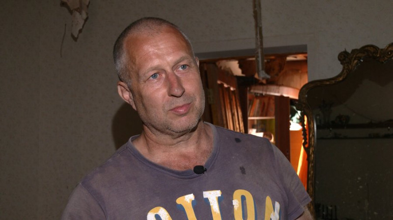 Два російських "шахеди" влучили в одне подвір'я: що розповіли чернігівці, будинок яких знищений внаслідок атаки РФ
