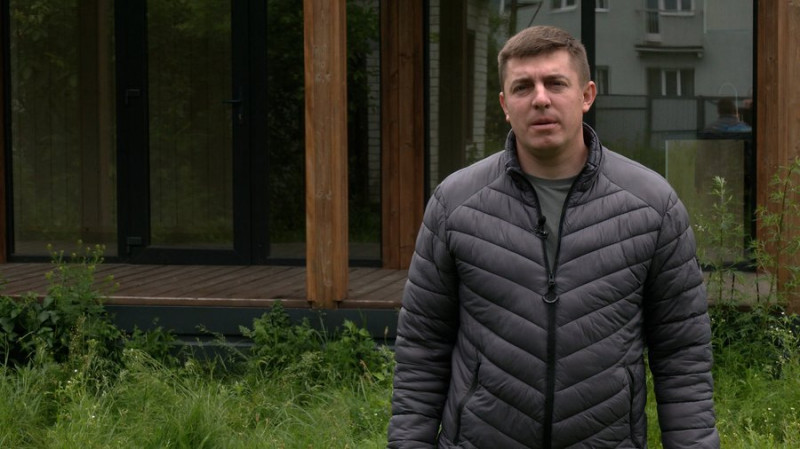 Дали ключі, а потім забрали: чому багатодітна сім'я 9 місяців чекає на заселення до будинку в Ягідному на Чернігівщині