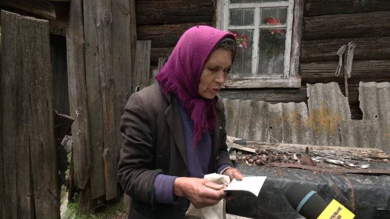 Соціальна пенсія після отримання паспорта: як живе без виплат серед лісу єдина жителька Селища, що на Чернігівщині