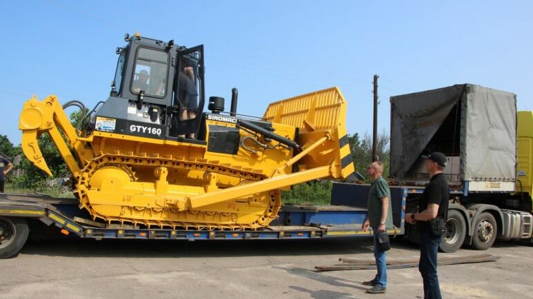 Як Сновська міськрада «загубила» сотні тисяч гривень у паперах і звинуватила журналістів у маніпуляціях