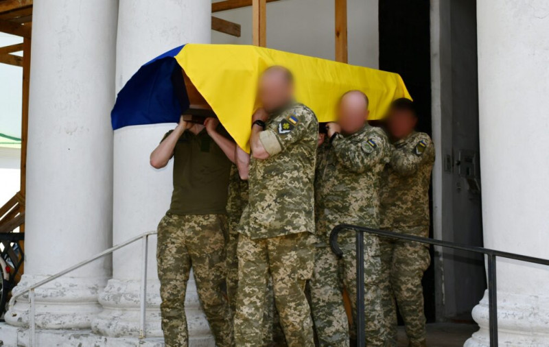 На Чернігівщині попрощалися із Захисником