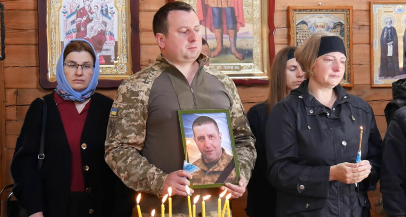 На Чернігівщині попрощалися із Захисником, який загинув на Харківщині