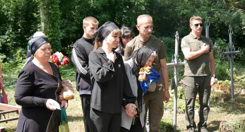 На Чернігівщині попрощалися із Захисником, тіло якого вдалося повернути під час обміну