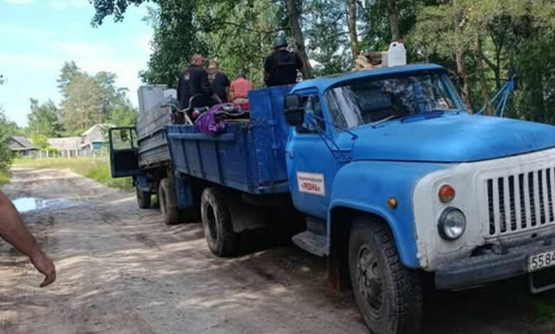 На Чернігівщині з села, яке постійно знаходиться під обстрілами, евакуювали сім’ю з дітьми