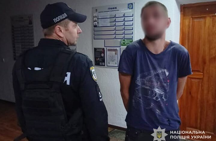 Спровокував бійку та напав на поліцейського: на Чернігівщині затримали місцевого жителя