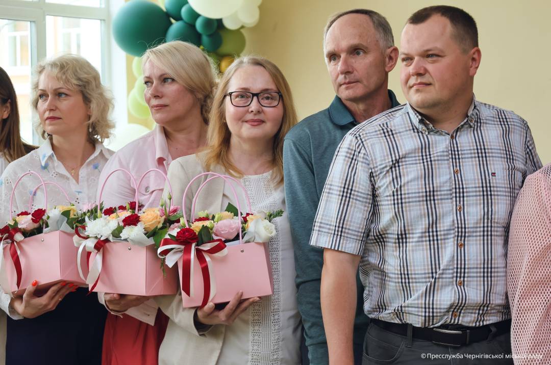 Стипендії та подарунки — за наполегливість і перемоги: у Чернігові нагородили талановиту молодь