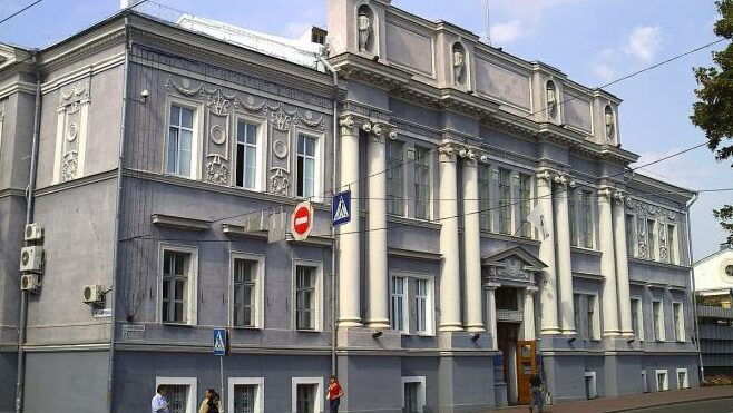У Чернігові 3 червня скликають позачергову сесію міської ради
