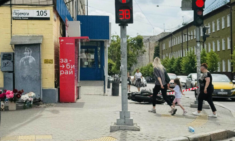 У Чернігові у ДТП потрапив мотоцикліст (Фотофакт)