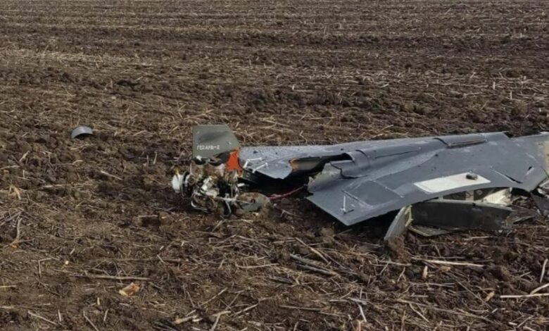 У двох районах Чернігівщини уламками безпілотників пошкоджено комунальні заклади, будинки й автівки