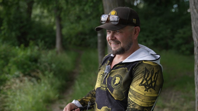 Рибу ловлять, а потім відпускають: історія спортивних рибалок із Чернігова