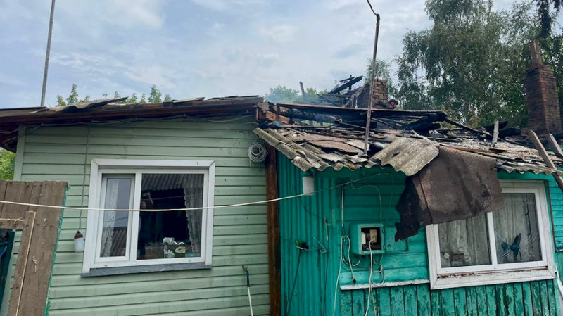 РФ безпілотником атакувала будинок у Семенівській громаді на Чернігівщині, в якому жила родина переселенців