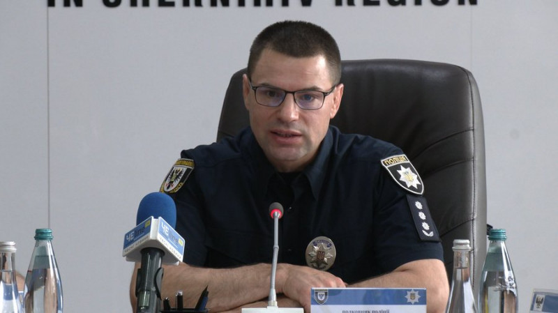 Переніс сім операцій та має II групу інвалідності: історія чернігівського поліцейського на милицях